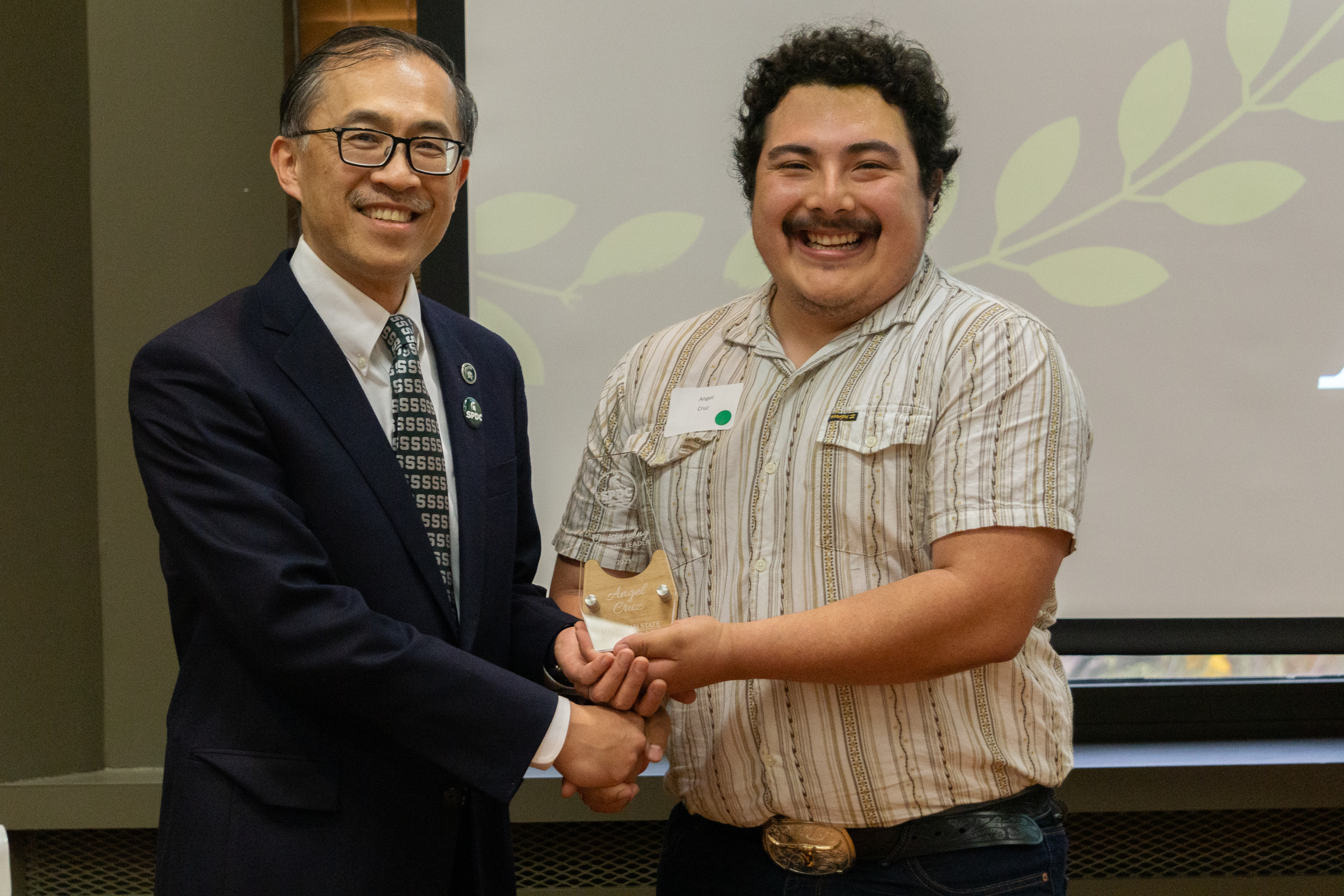 Outstanding Student Leader Award 2023 Angel Cruz